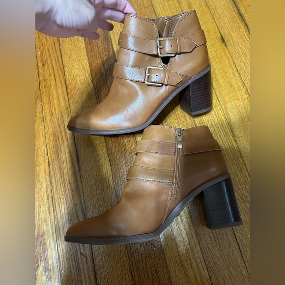 Franco Sarto Boots Womens 8 M Buck Biker Buckle Strap Brown Leather Ankle Top - Picture 4 of 10
